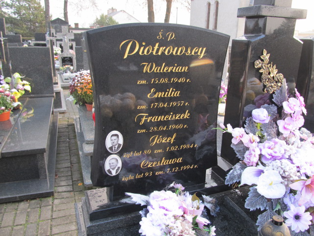 Józef Piotrowski Zambrów - Grobonet - Wyszukiwarka osób pochowanych