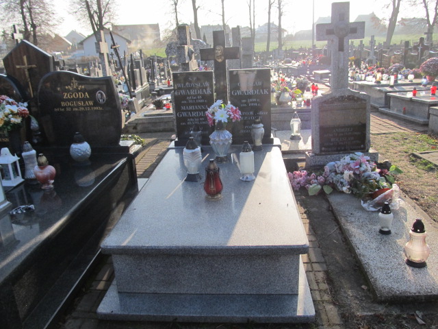 Grób Władysław Gwardiak